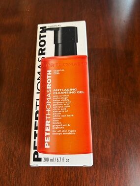Peter Thomas Roth White Product Box with Barcode